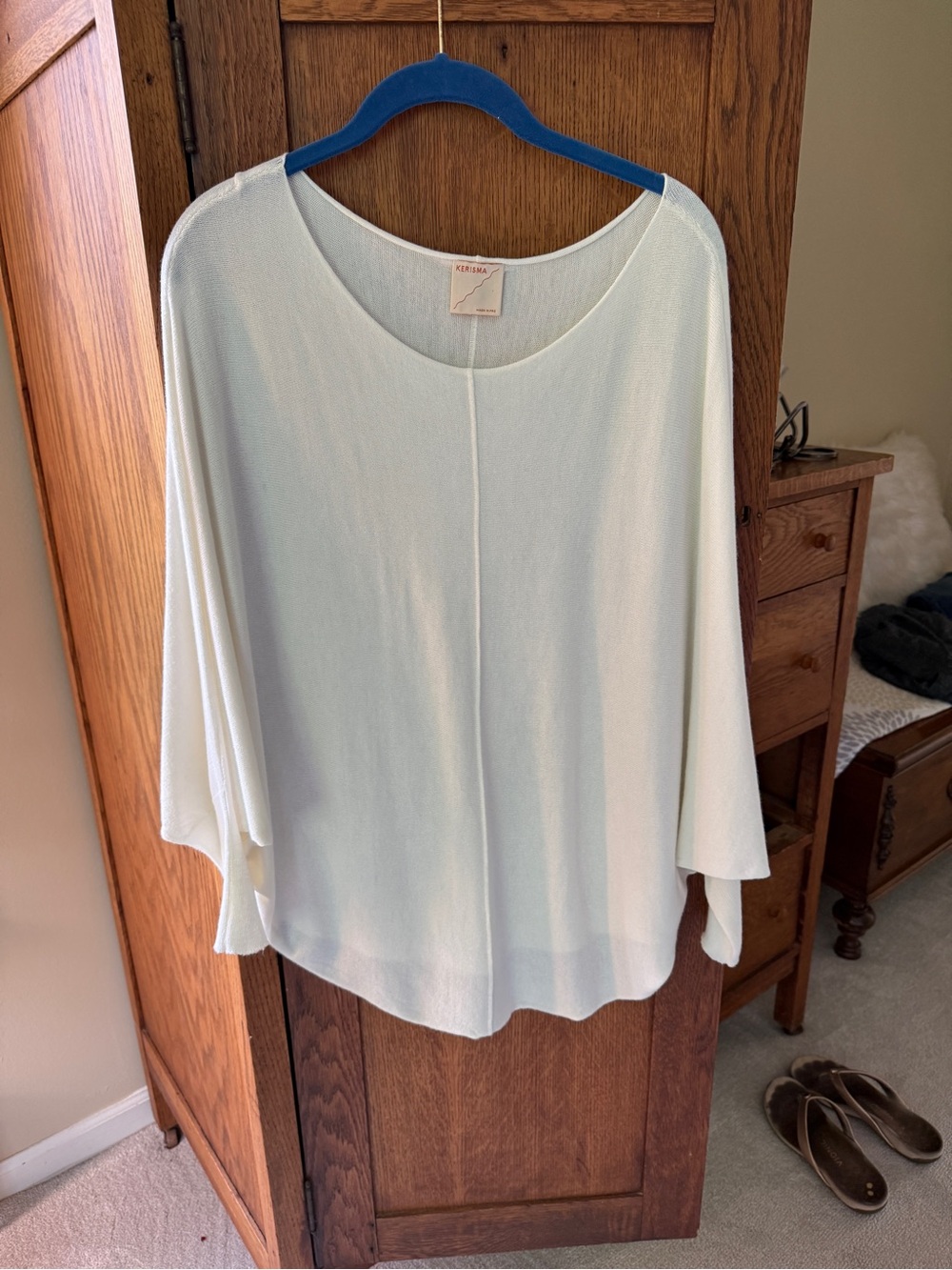 Kerisma Cream Scoop Neck Tunic Top with Dolac sleeves